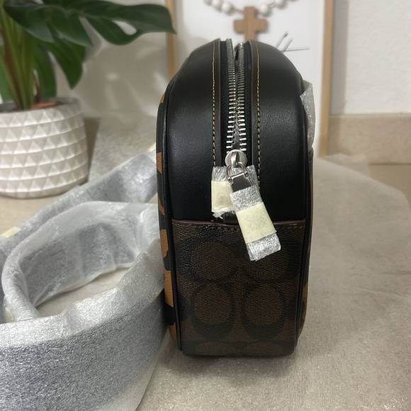Coach Jamie Camera Crossbody Purse Bag In Signature Canvas Leopard Print - Picture 6 of 8